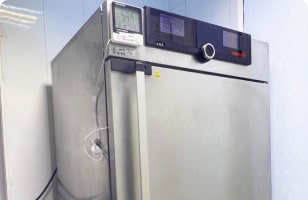 انکوباتور CO دار