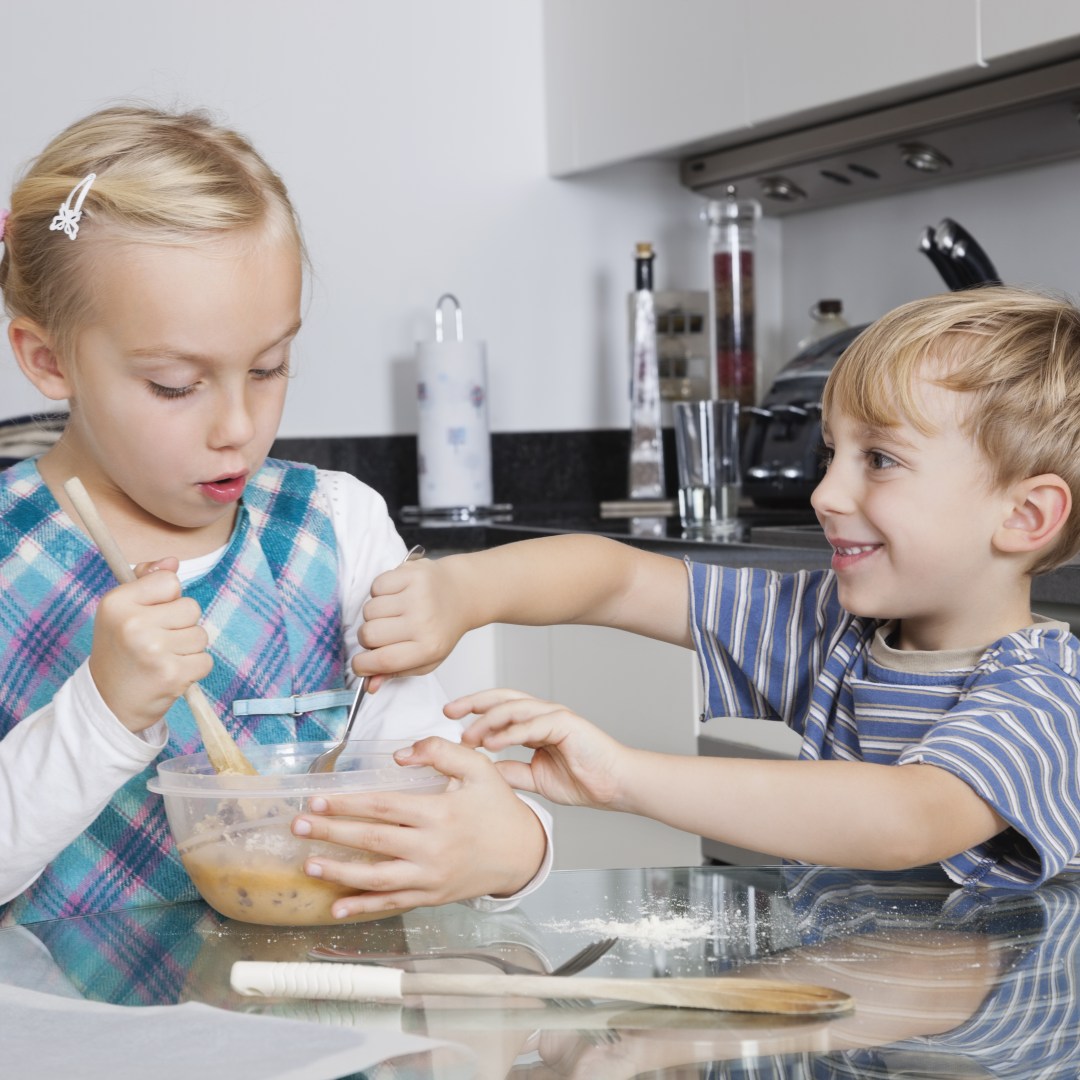 خواهر یا برادر بزرگتر