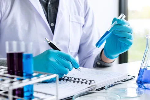 کنترل کیفیت آزمایشگاه بیوشیمی